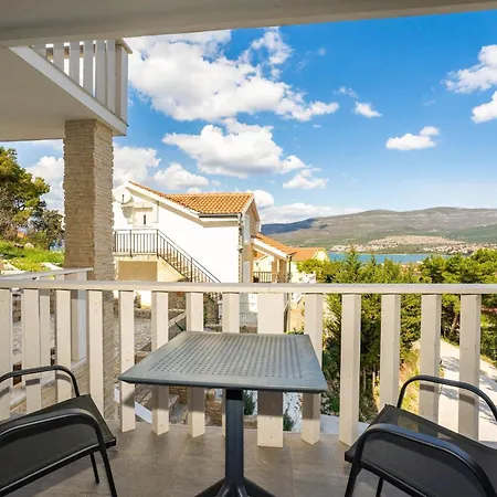 Ivanovi Dvori - Seven Bedroom With Private Pool * 벤코바츠