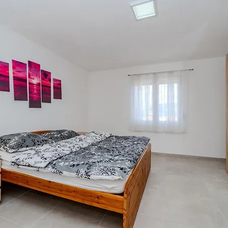 Ivanovi Dvori - Seven Bedroom With Private Pool 빌라