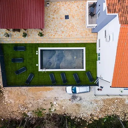 빌라 Ivanovi Dvori - Seven Bedroom With Private Pool